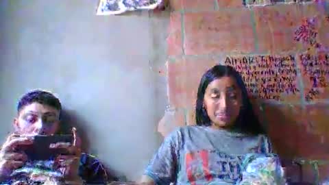 Noahandbunny online show from 05-08-26, 06:57