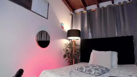 .  . online show from 01-26-25, 10:46