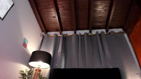 .  . online show from 02-15-25, 05:50