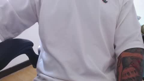 Snapshot of noahbrown23 chatting on 09-21-25, 05:14 Noah B online show from 09-21-25, 05:14