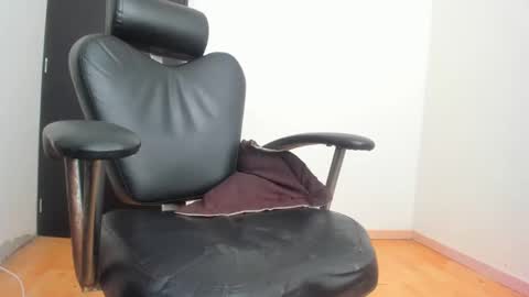 Snapshot of noahcogido chatting on 10-26-25, 09:42 noahcogido online show from 10-26-25, 09:42