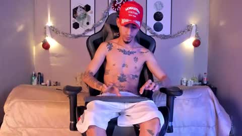 Snapshot of noahdaviss chatting on 12-02-24, 05:04 noahdaviss online show from 12-02-24, 05:04