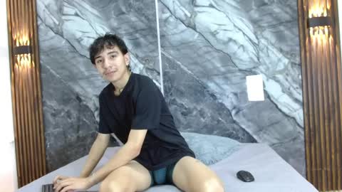   online show from 04-25-26, 02:25