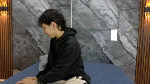    online show from 05-18-26, 11:05