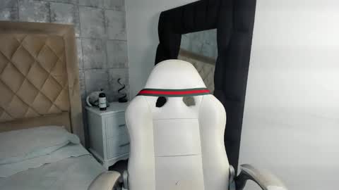 Noah Wolf online show from 03-06-26, 11:45