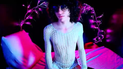 Snapshot of noahxtar chatting on 10-20-25, 02:17 Noah Xtar online show from 10-20-25, 02:17