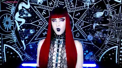 caroline online show from 10-25-25, 01:35