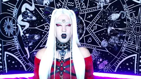 caroline online show from 04-06-26, 10:33