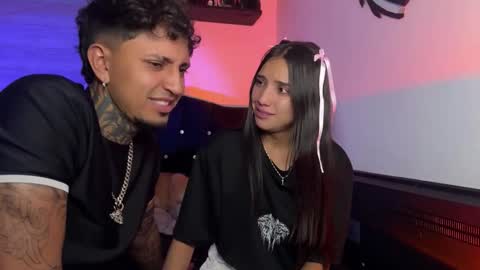 Jean Y Isa online show from 01-17-26, 04:06