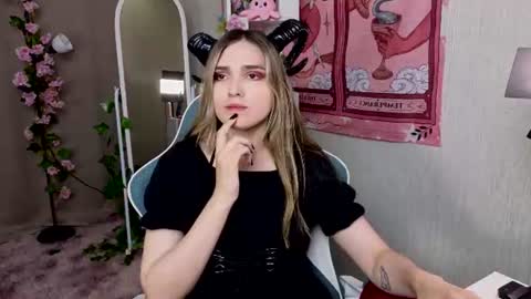Alice online show from 06-28-26, 07:47