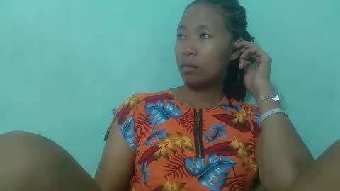 Snapshot of noellah chatting on 01-10-26, 05:09 noellah online show from 01-10-26, 05:09