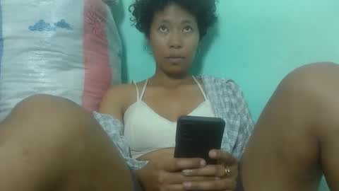 Snapshot of noellah chatting on 02-07-26, 04:27 noellah online show from 02-07-26, 04:27