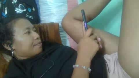 Snapshot of noellah chatting on 02-08-26, 06:55 noellah online show from 02-08-26, 06:55