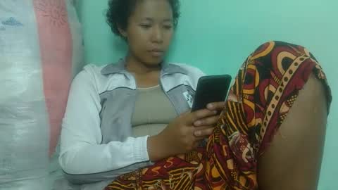 Snapshot of noellah chatting on 02-15-26, 03:36 noellah online show from 02-15-26, 03:36