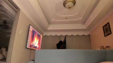  In instagram dayhannanoemi online show from 02-25-26, 12:09