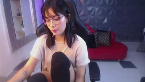 Noeva online show from 09-16-25, 05:47