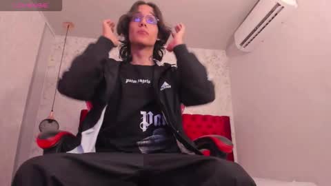 Snapshot of noha_castellano chatting on 03-06-26, 12:34 online show from 03-06-26, 12:34