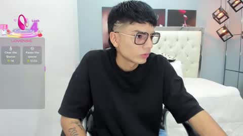 Noha Scott online show from 10-12-25, 10:42