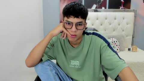 Noha Scott online show from 04-24-26, 10:45