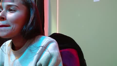 Noha Thomson online show from 01-25-25, 09:46