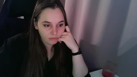 noir_ember_ online show from 10-23-25, 12:59