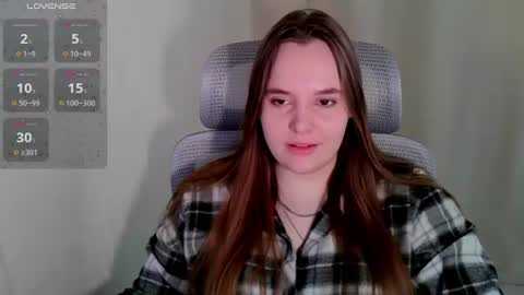 noir_ember_ online show from 08-02-26, 10:14