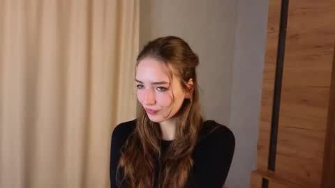 Sophie online show from 02-17-26, 06:10