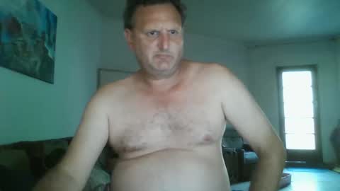 Snapshot of nollie244 chatting on 03-07-25, 03:07 Nollie online show from 03-07-25, 03:07