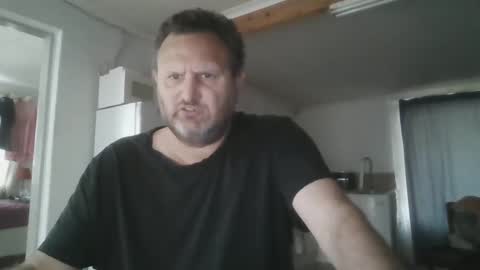 Snapshot of nollie244 chatting on 10-07-25, 04:53 Nollie online show from 10-07-25, 04:53