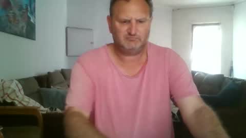 Nollie online show from 12-16-25, 05:45