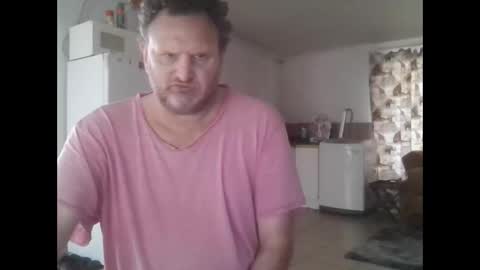 Nollie online show from 05-05-26, 06:32