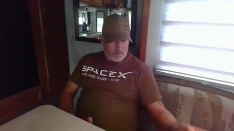 Snapshot of nomadfreedom chatting on 06-05-26, 02:12 nomadfreedom online show from 06-05-26, 02:12