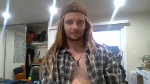 Snapshot of nomadicouple chatting on 10-28-25, 12:58 nomadicouple online show from 10-28-25, 12:58