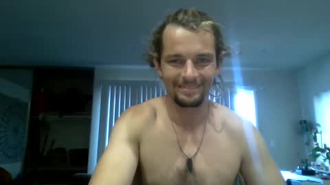 Snapshot of nomadicouple chatting on 11-04-25, 11:48 nomadicouple online show from 11-04-25, 11:48