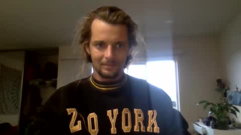 Snapshot of nomadicouple chatting on 11-06-25, 11:48 nomadicouple online show from 11-06-25, 11:48