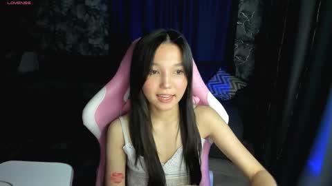 nomi online show from 04-18-26, 07:18