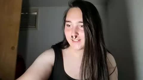 nonbinarybeauty20 online show from 11-25-25, 09:15