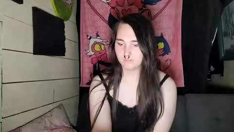 Snapshot of nonbinarybeauty20 chatting on 05-14-26, 05:58 nonbinarybeauty20 online show from 05-14-26, 05:58