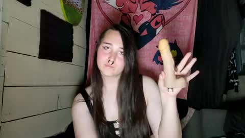 Snapshot of nonbinarybeauty20 chatting on 06-15-26, 06:48 nonbinarybeauty20 online show from 06-15-26, 06:48