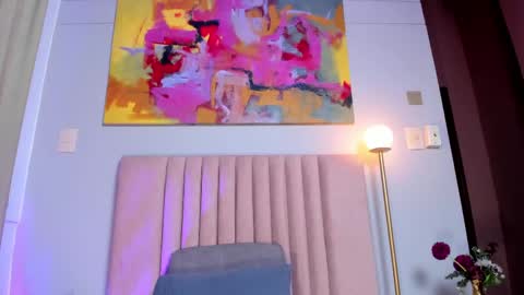 Nora Da Silva online show from 04-24-26, 11:51