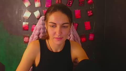 Nora online show from 10-28-25, 09:06