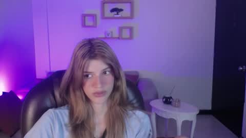 Nora online show from 02-08-25, 06:44