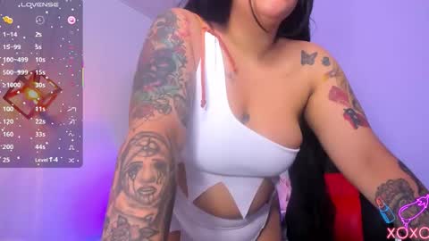 noraloux1 online show from 10-24-25, 11:34