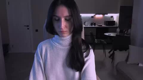 Snapshot of north_valkyrie chatting on 11-04-25, 06:18 Hazel online show from 11-04-25, 06:18