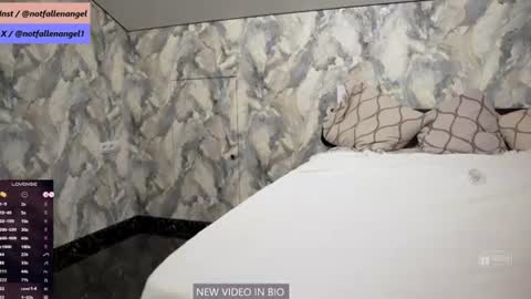 Anna   Check my Bio   Help me to reach 300 thumbs up  online show from 06-14-26, 07:54