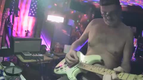 Snapshot of notflamingfart chatting on 11-12-25, 11:54 notflamingfart online show from 11-12-25, 11:54