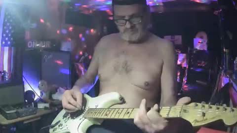 Snapshot of notflamingfart chatting on 11-30-25, 03:54 notflamingfart online show from 11-30-25, 03:54