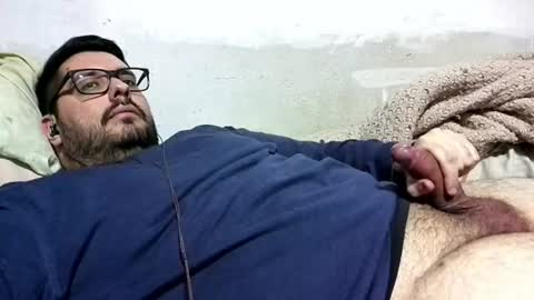 Snapshot of notrak12 chatting on 06-10-26, 04:45 notrak12 online show from 06-10-26, 04:45