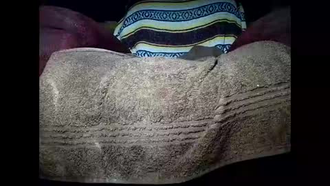 Snapshot of nottoobored chatting on 11-06-25, 03:29 nottoobored online show from 11-06-25, 03:29