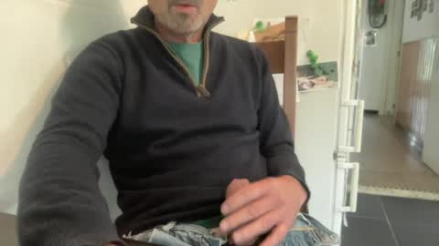 noux69 online show from 06-12-26, 09:41